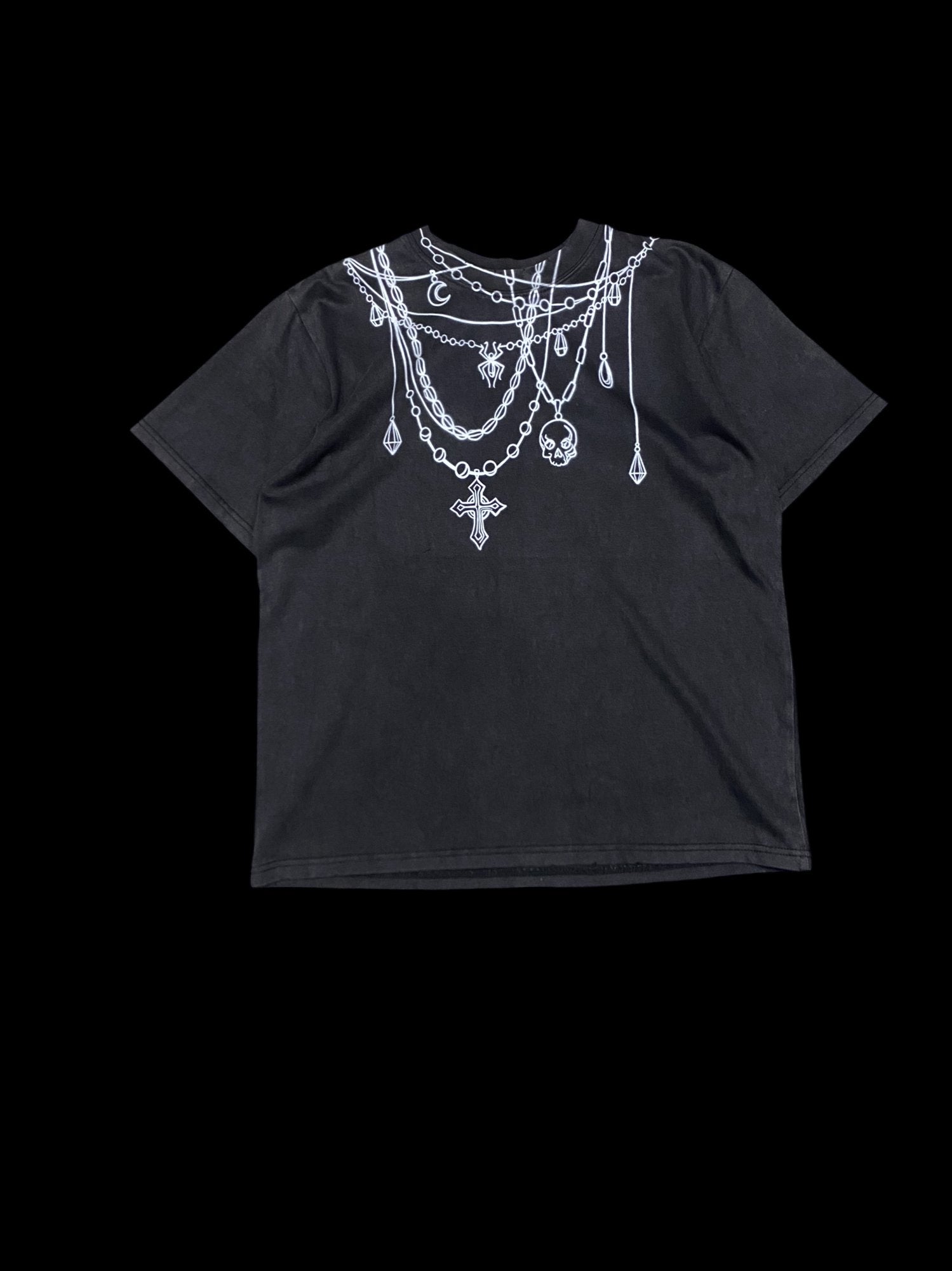 Black Graphic Necklace Print T-Shirt