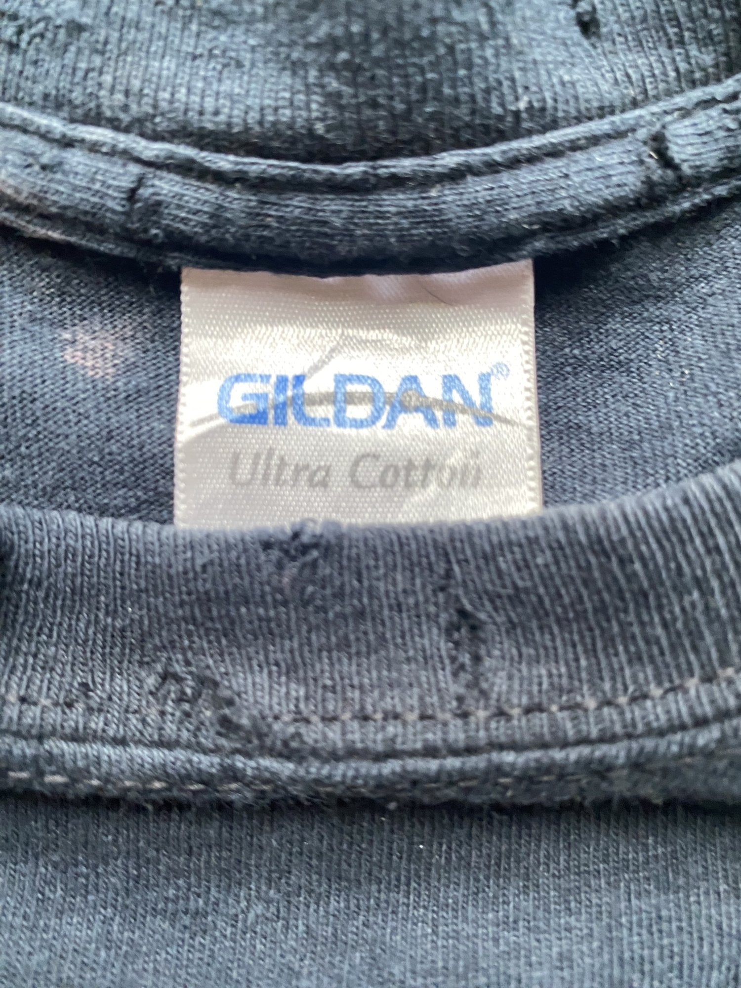 Gildan Auf Bewährung Graphic T-Shirt Black