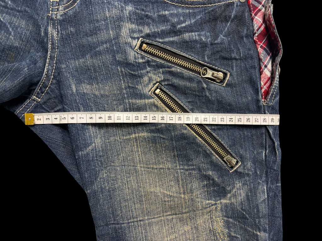 00' Rodeo Plaid Pocket Distressed Denim