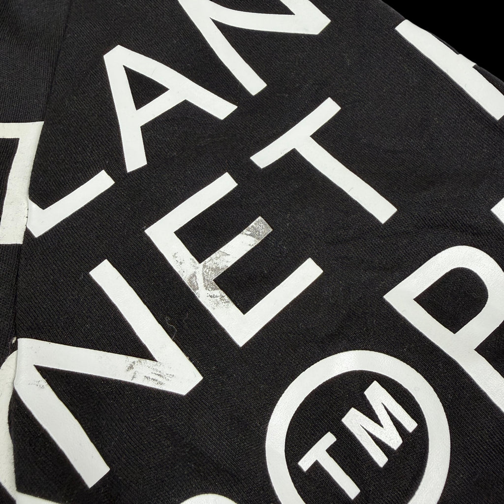 00' Planet Pirates Skull Graphic Tee