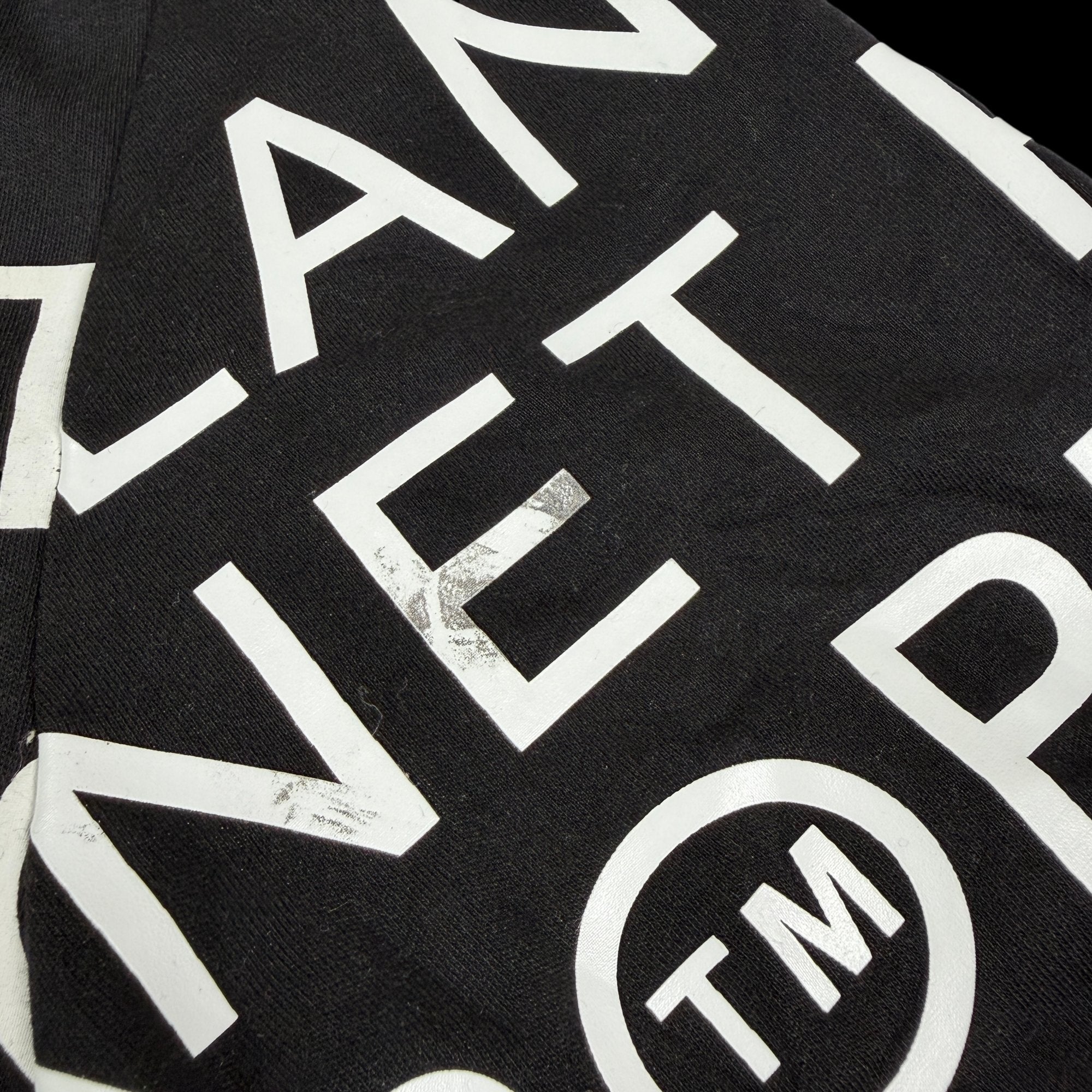 00' Planet Pirates Skull Graphic Tee