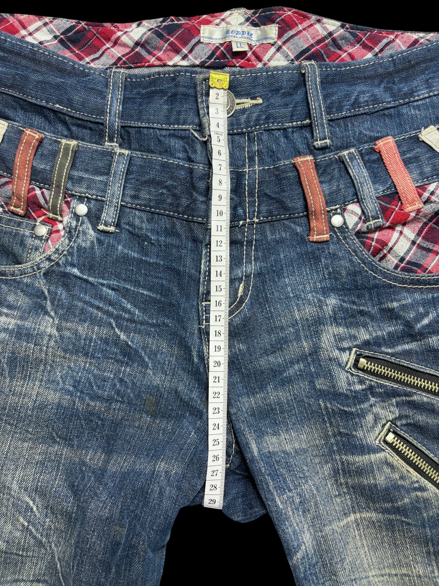 00' Rodeo Plaid Pocket Distressed Denim