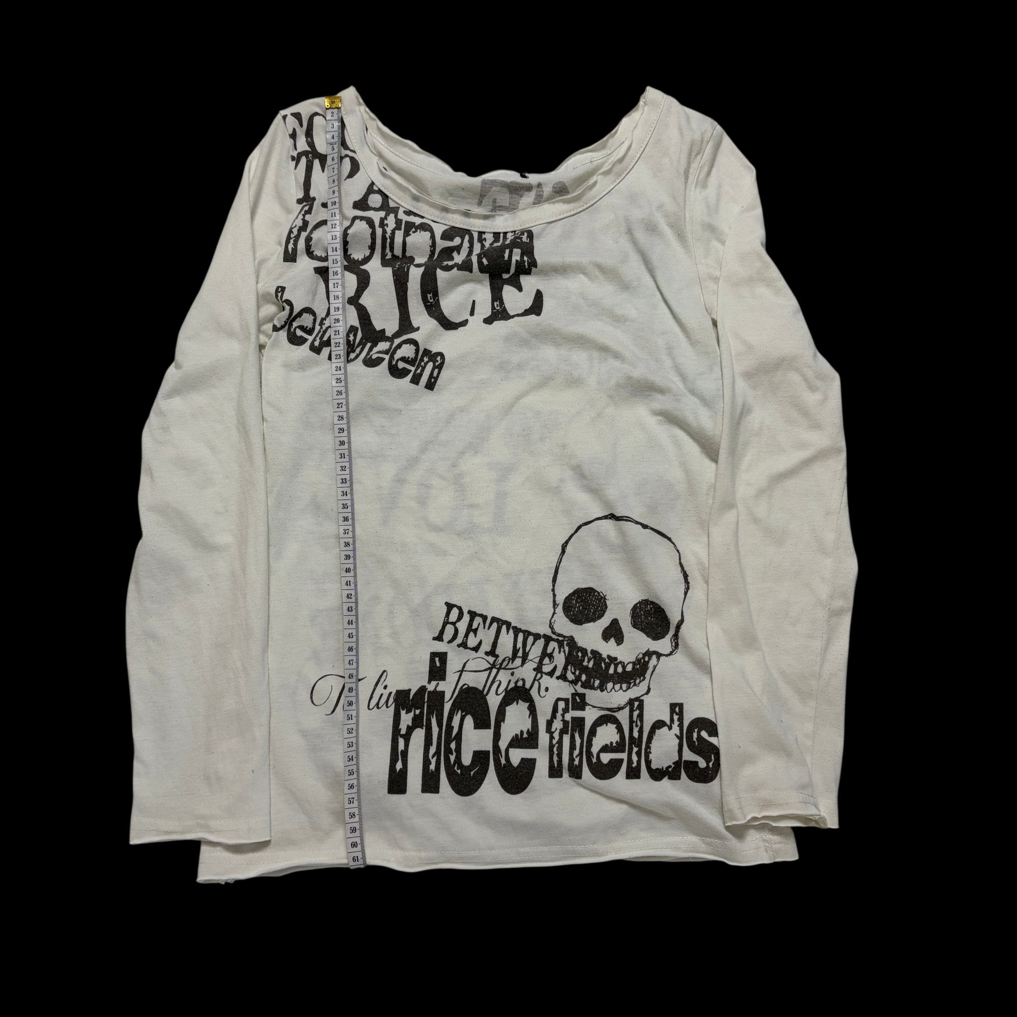 00' Graphic Skull Design Long Sleeve Tee