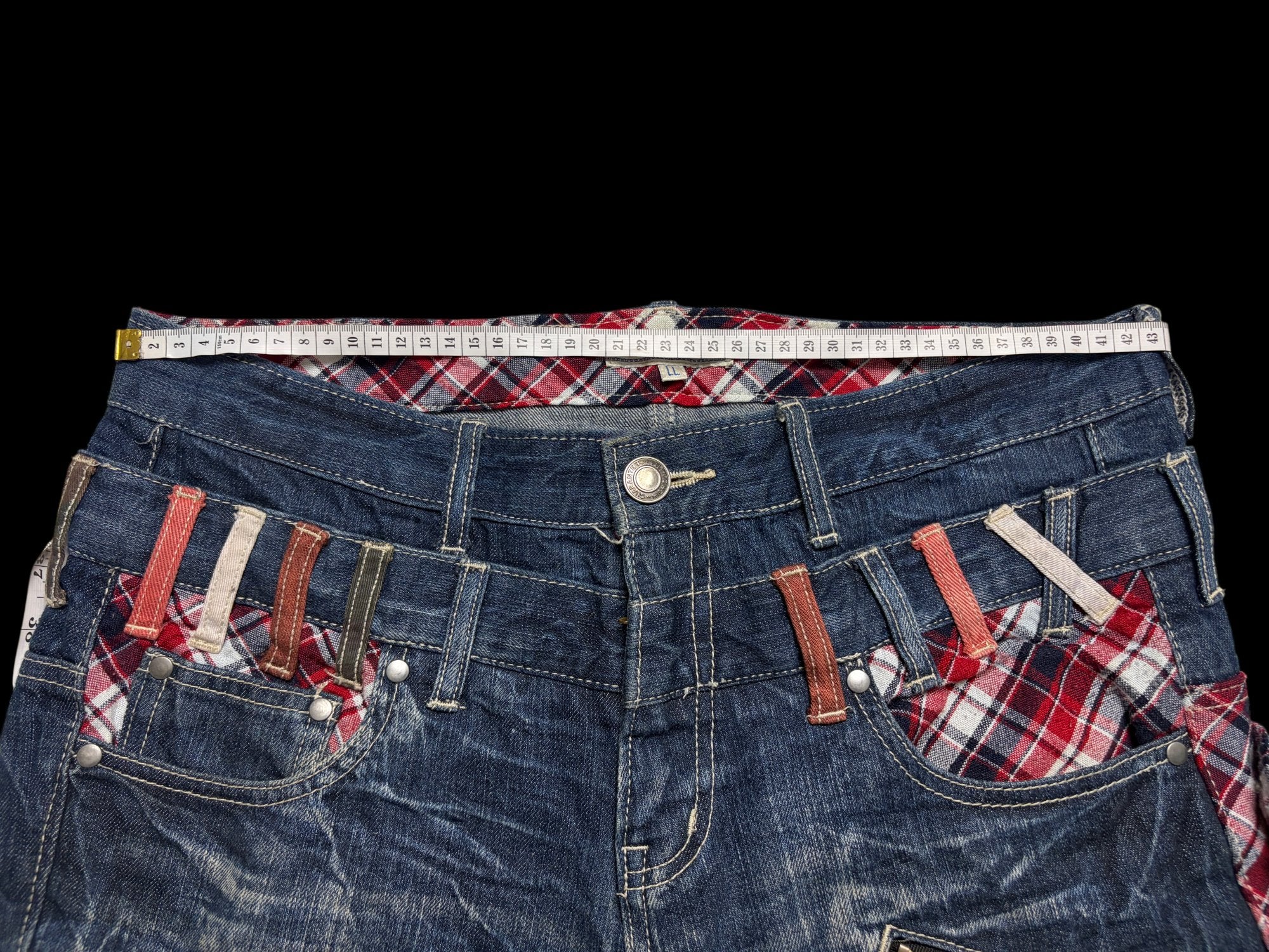 00' Rodeo Plaid Pocket Distressed Denim