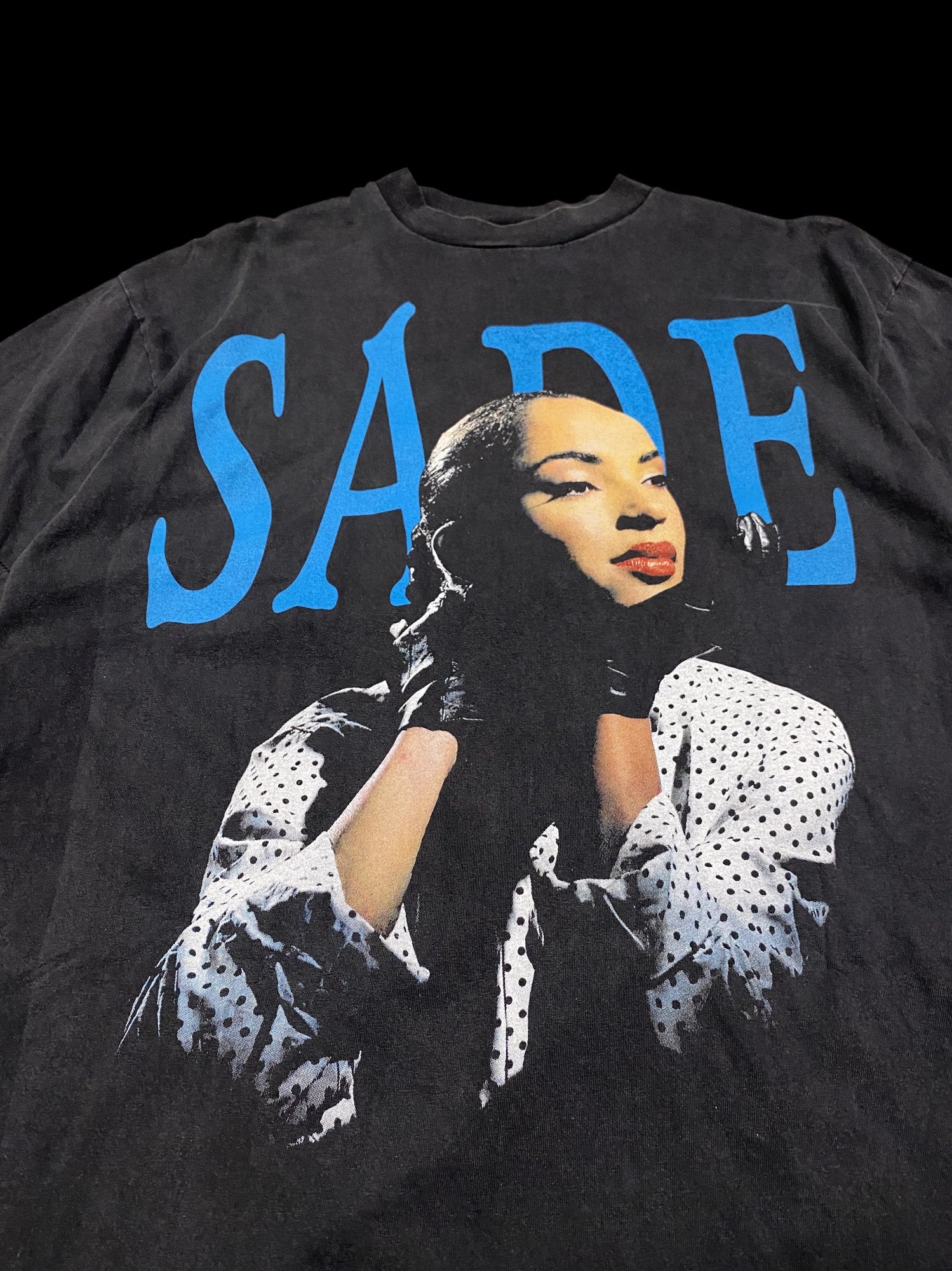 Vintage Reprint 90's Sade Lovers Rock Graphic Band T-shirt Black