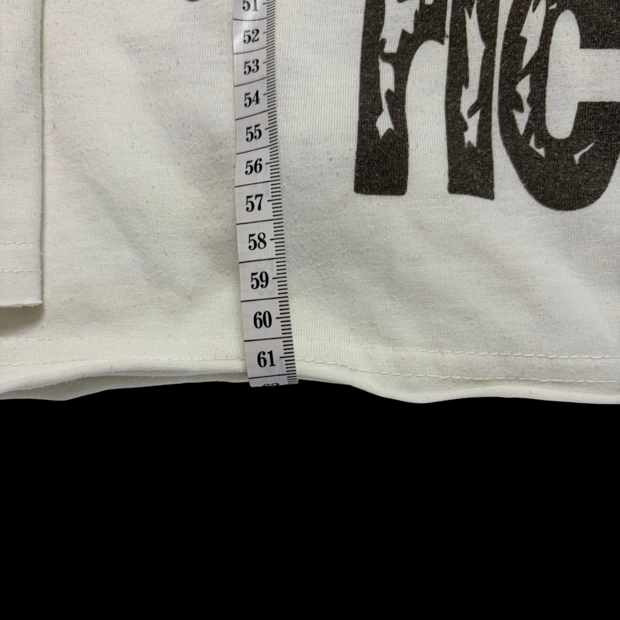 00' Graphic Skull Design Long Sleeve Tee