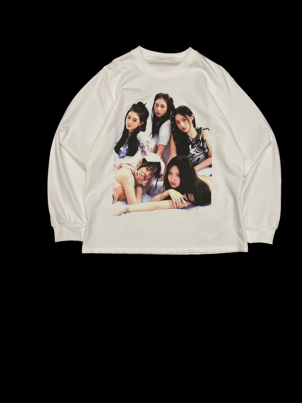 New Jeans 2023 Graphic Long Sleeve T-Shirt White