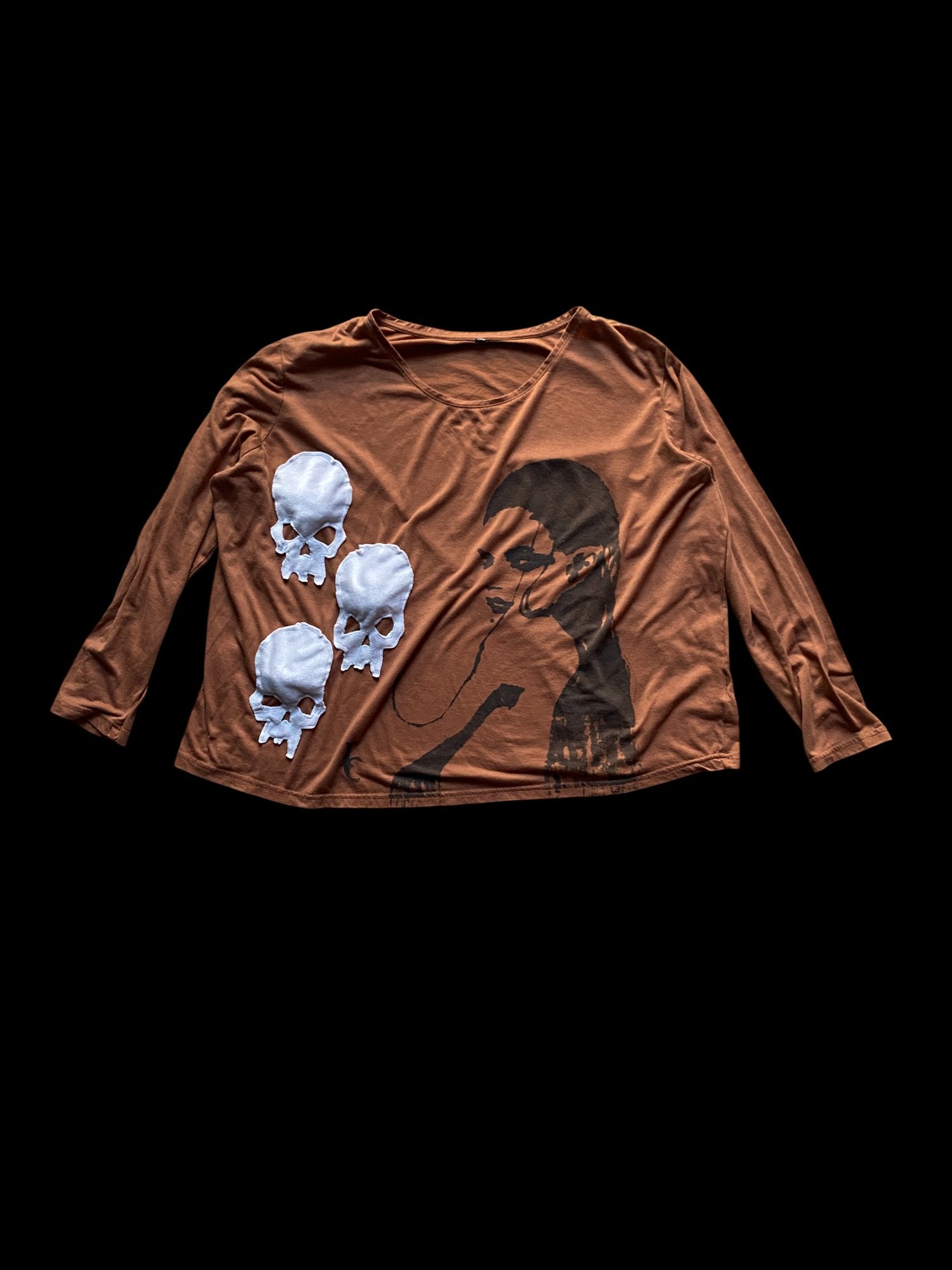 Graphic Long Sleeve Skull and Face Print T-Shirt Brown