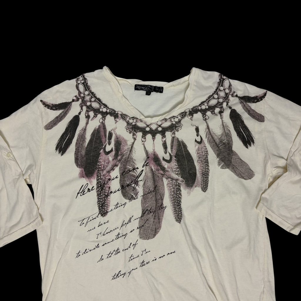 00' Feather Graphic Text T-shirt