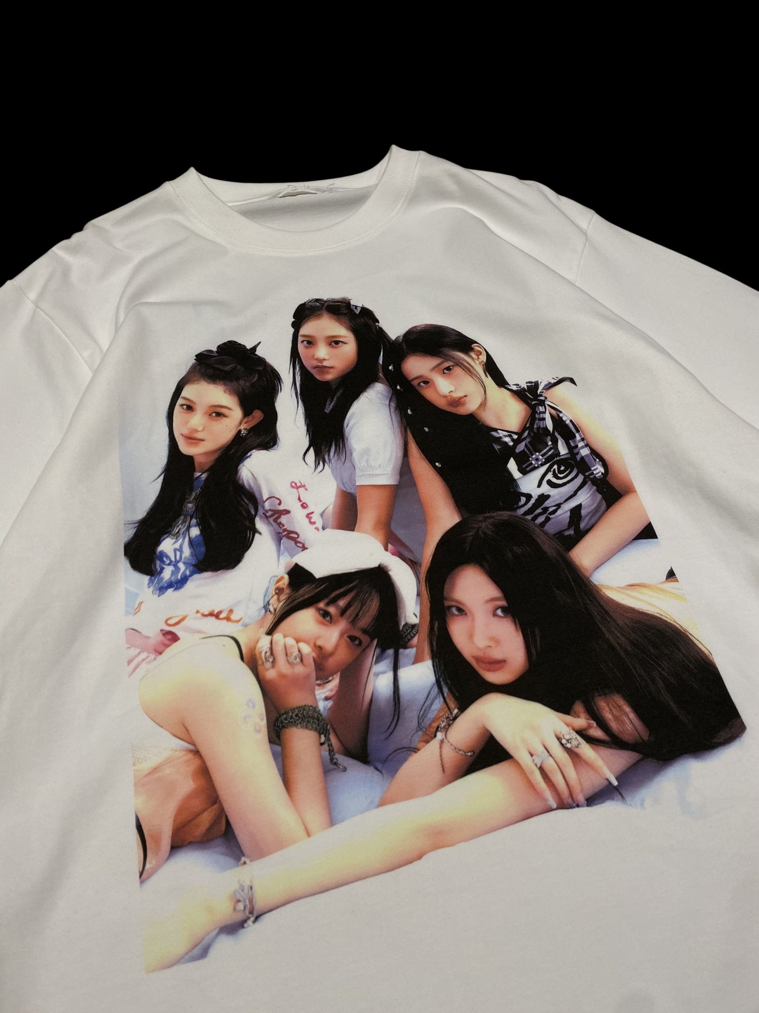 New Jeans 2023 Graphic Long Sleeve T-Shirt White