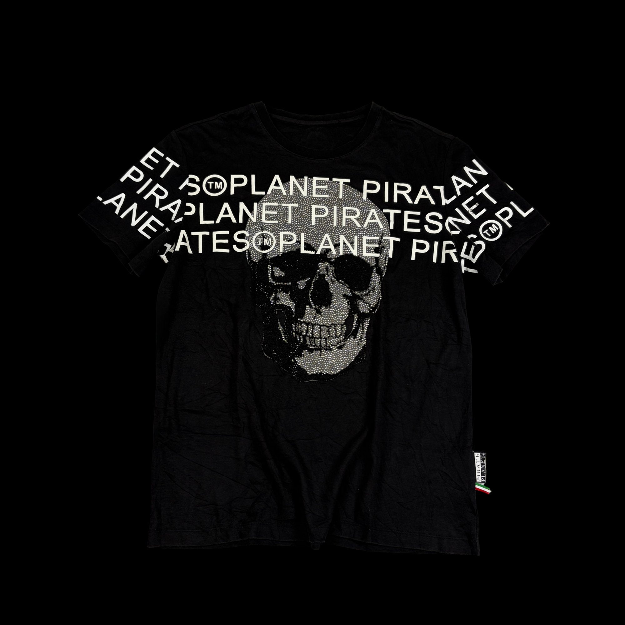 00' Planet Pirates Skull Graphic Tee