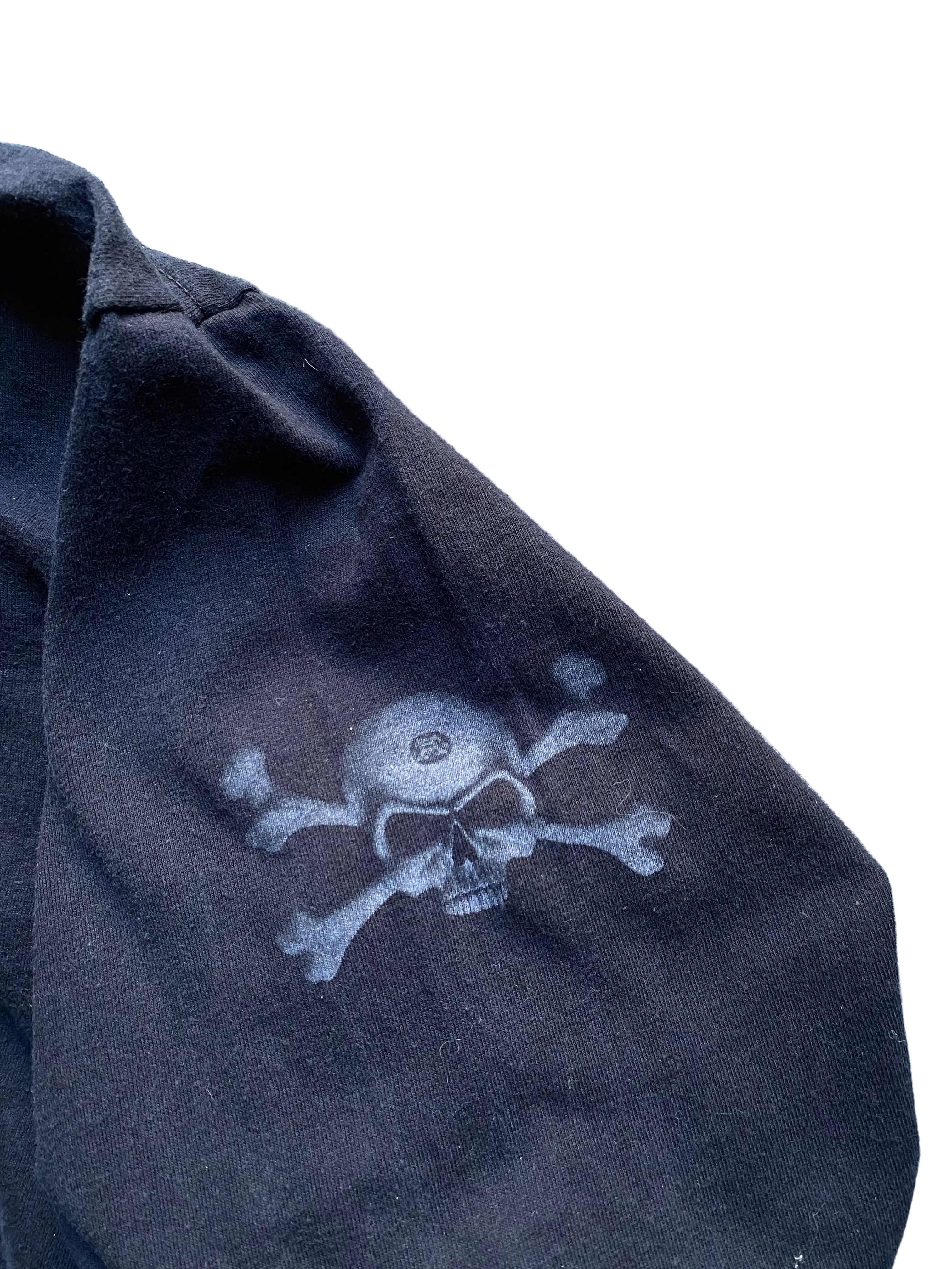 00' Skull & Crossbones Faded Shirt