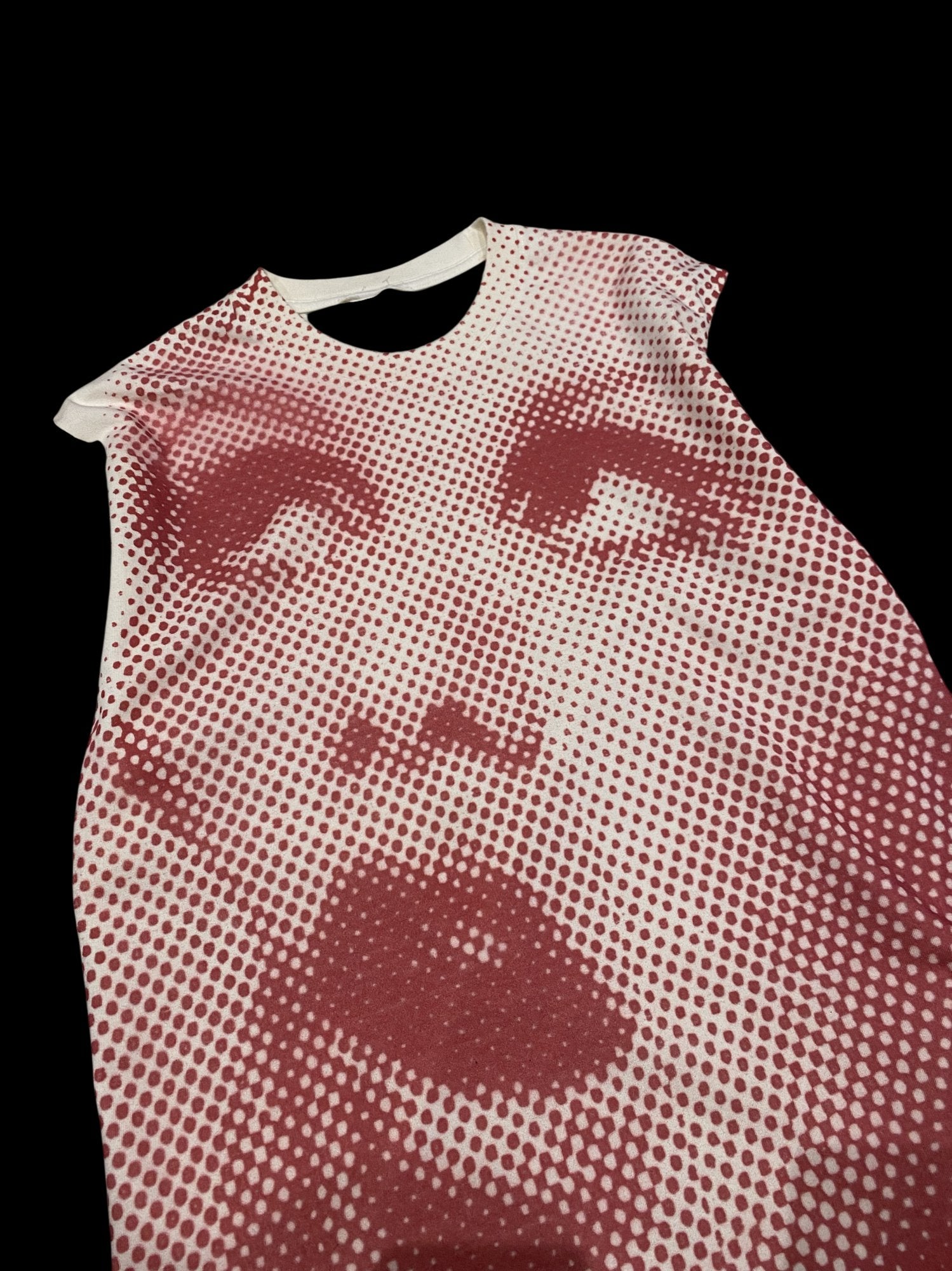 Pop Art Graphic Face T-Shirt Cream Red