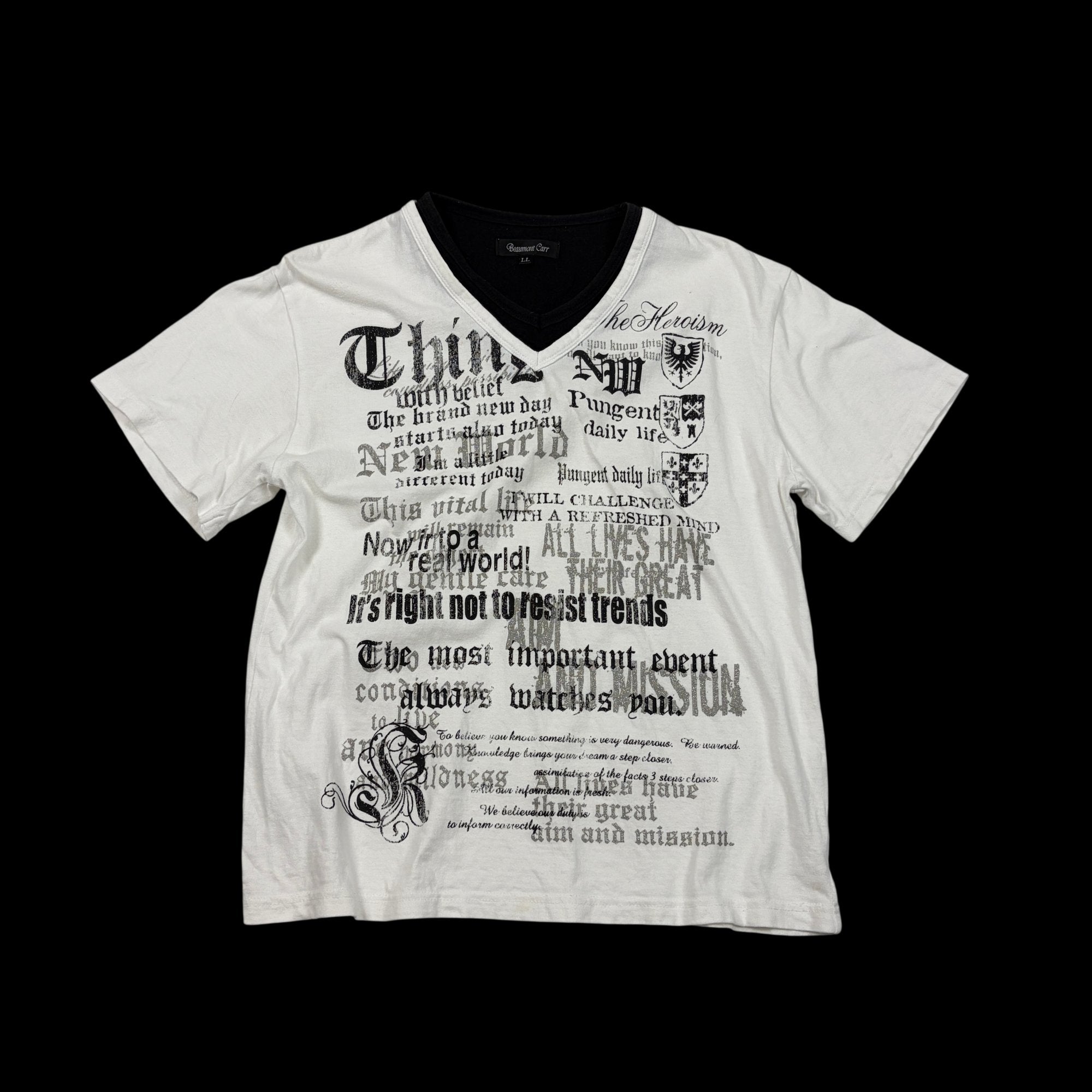 00' Beaumont Carr Graphic Text Print V-Neck Tee