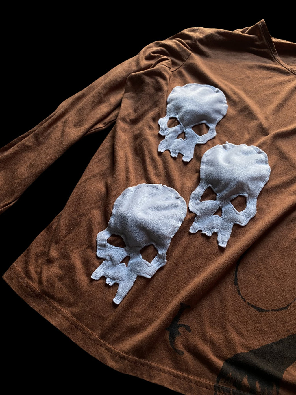 Graphic Long Sleeve Skull and Face Print T-Shirt Brown
