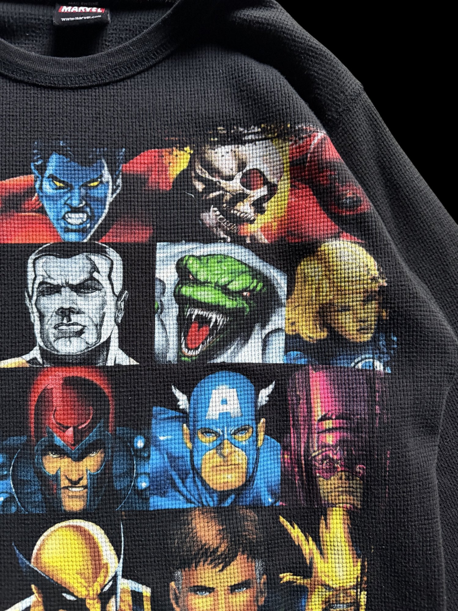 00' Marvel Graphic Thermal